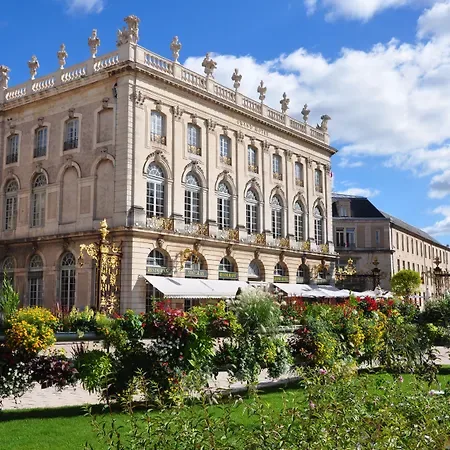 Grand Hôtel de la Reine