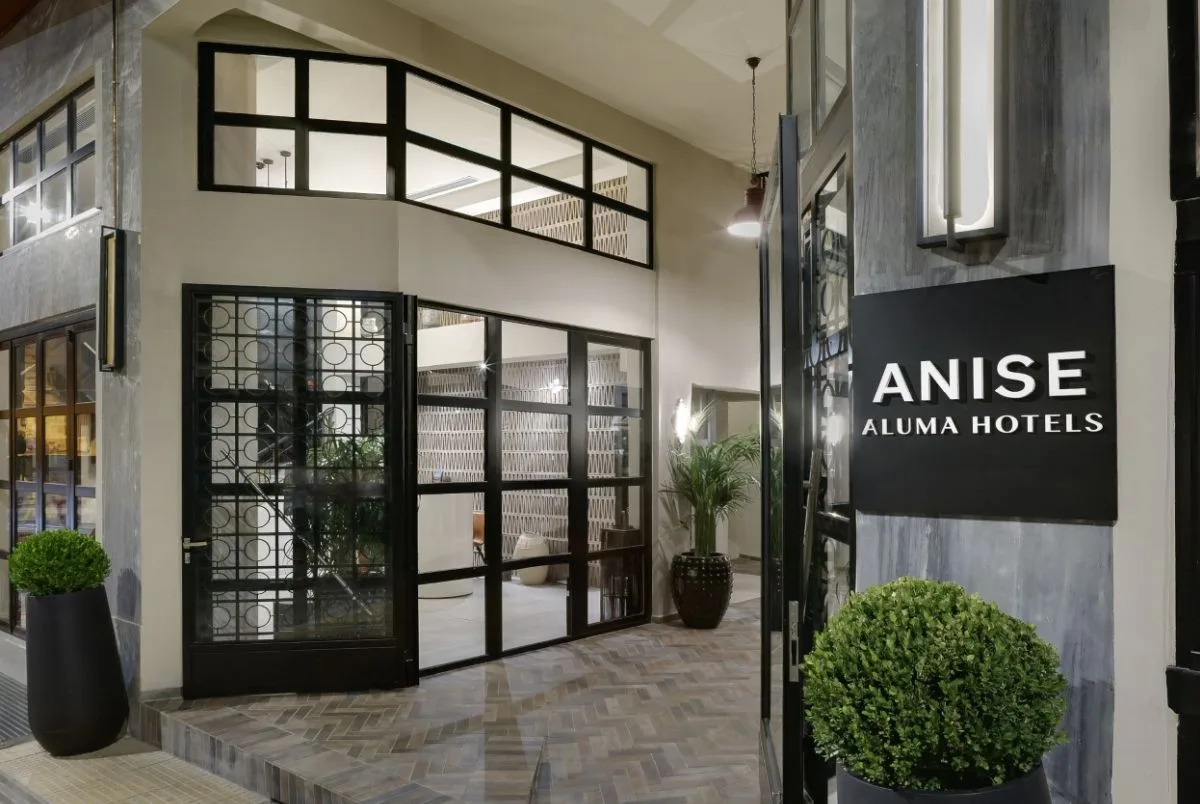 Anise Aluma Athens, Tapestry Collection by Hilton