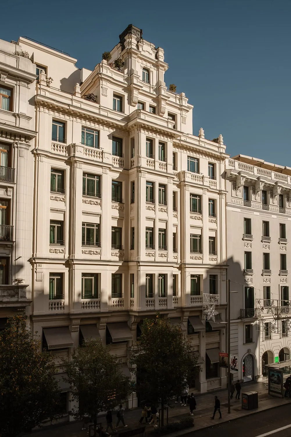 Brach Madrid, Evok Collection