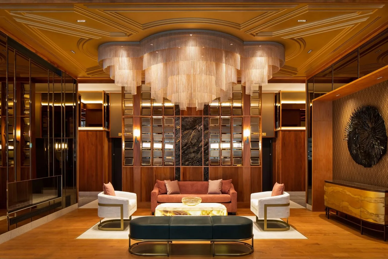 HONEYROSE Hotel, Montréal, a Tribute Portfolio Hotel