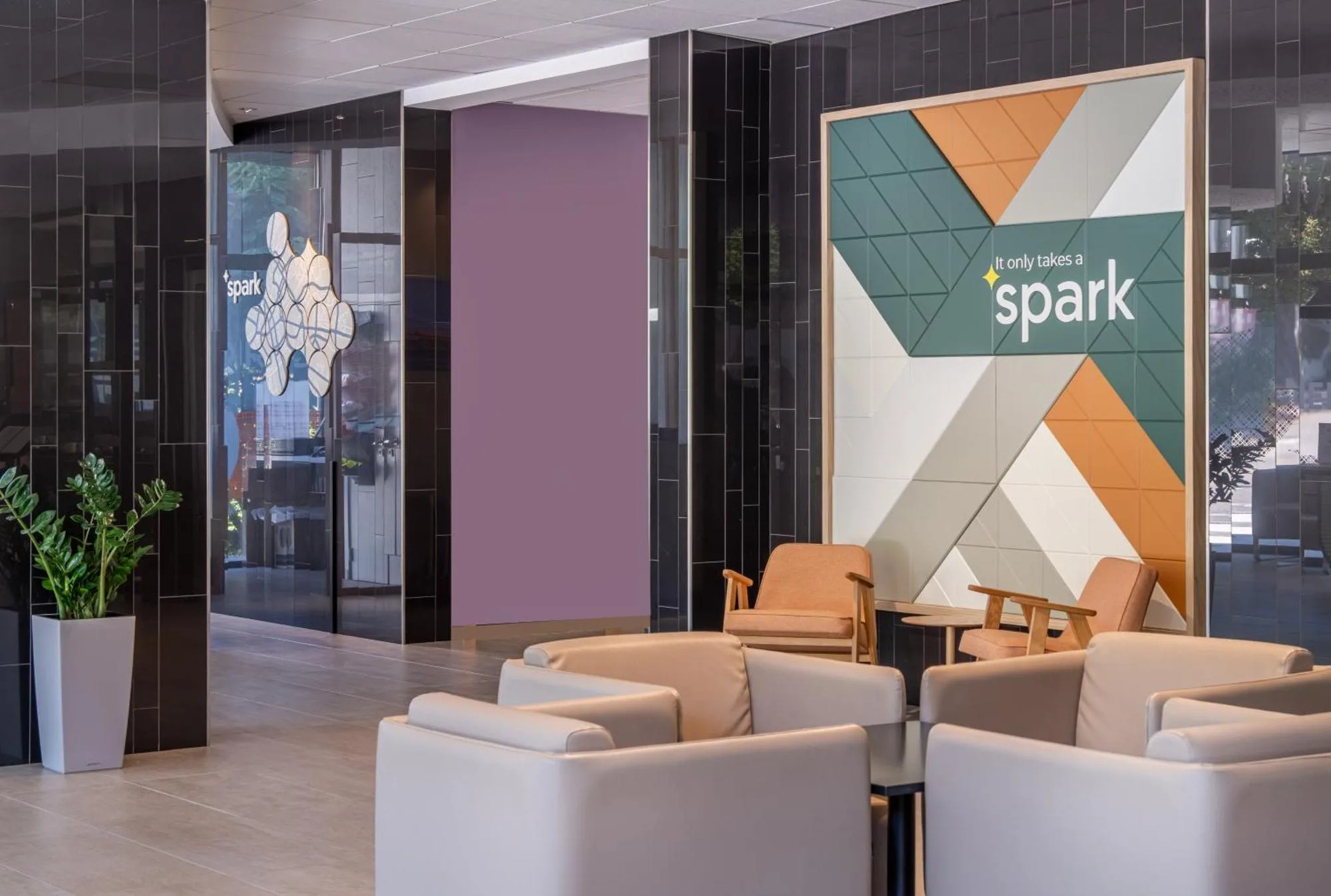 Spark by Hilton Lyon Park Saône